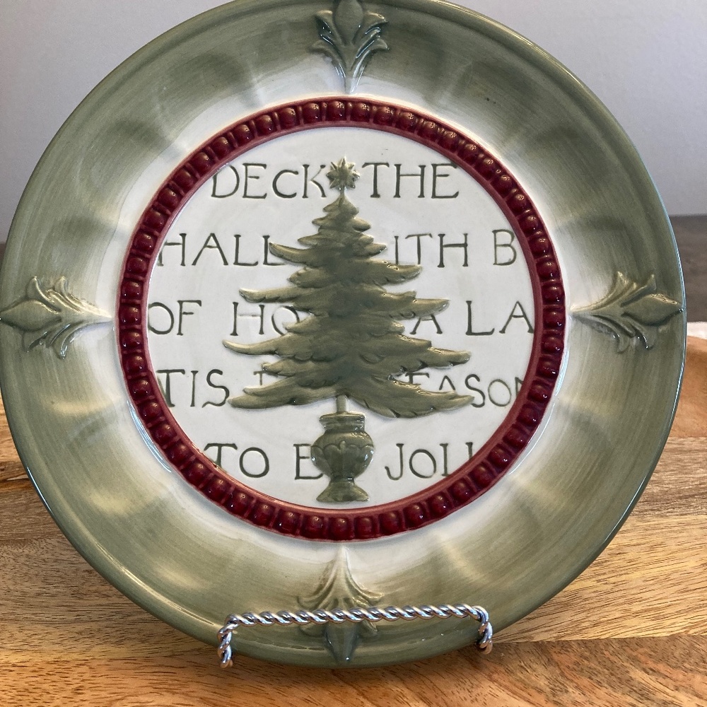 Deck the Halls Holliday Salad Plate